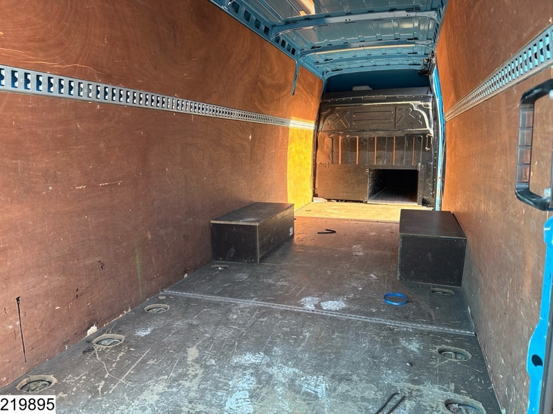 Carrinha de contentor Iveco Daily Daily 35 NP EURO 6, CNG, Manual transmission: foto 11