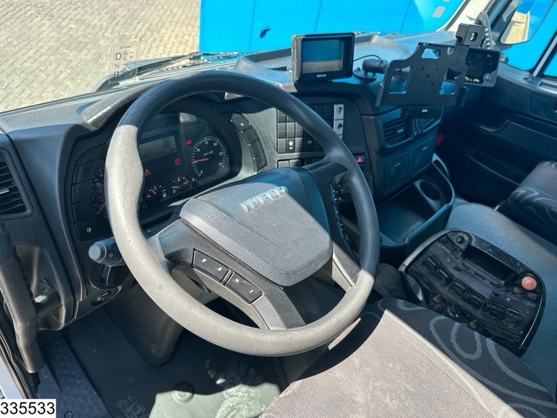 Iveco Trakker 360 6X4, EURO 6, Palfinger, Remote - Camião de caixa aberta/ Plataforma, Caminhão grua: foto 5 Iveco Trakker 360 6X4, EURO 6, Palfinger, Remote - Camião de caixa aberta/ Plataforma, Caminhão grua: foto 5