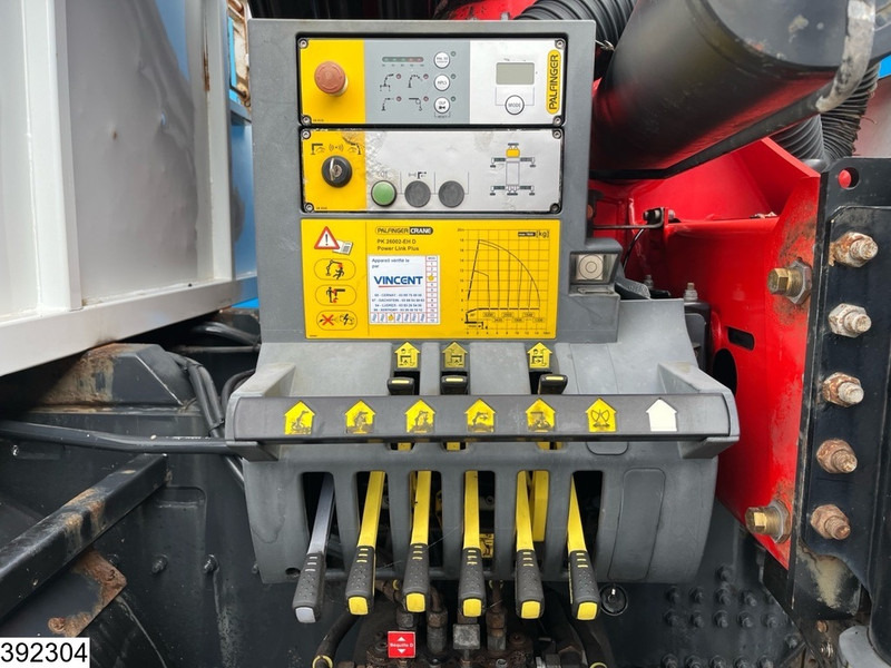 Iveco Trakker 360 8x4, EURO 6, Retarder, Palfinger - Camião de caixa aberta/ Plataforma, Caminhão grua: foto 4 Iveco Trakker 360 8x4, EURO 6, Retarder, Palfinger - Camião de caixa aberta/ Plataforma, Caminhão grua: foto 4