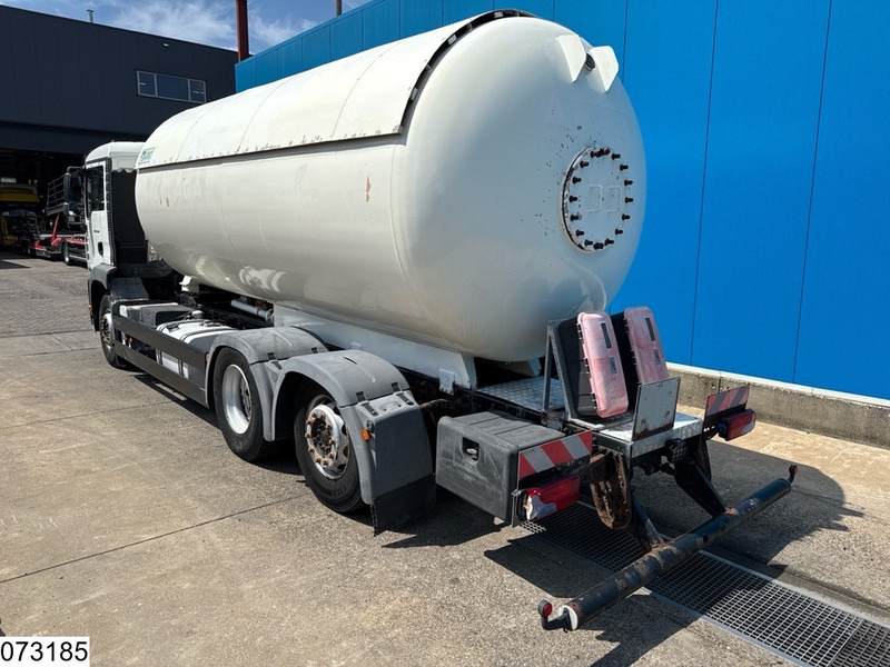 MAN TGA 26 310 6X2, 22070 Liter, PTO - Caminhão tanque: foto 4 MAN TGA 26 310 6X2, 22070 Liter, PTO - Caminhão tanque: foto 4
