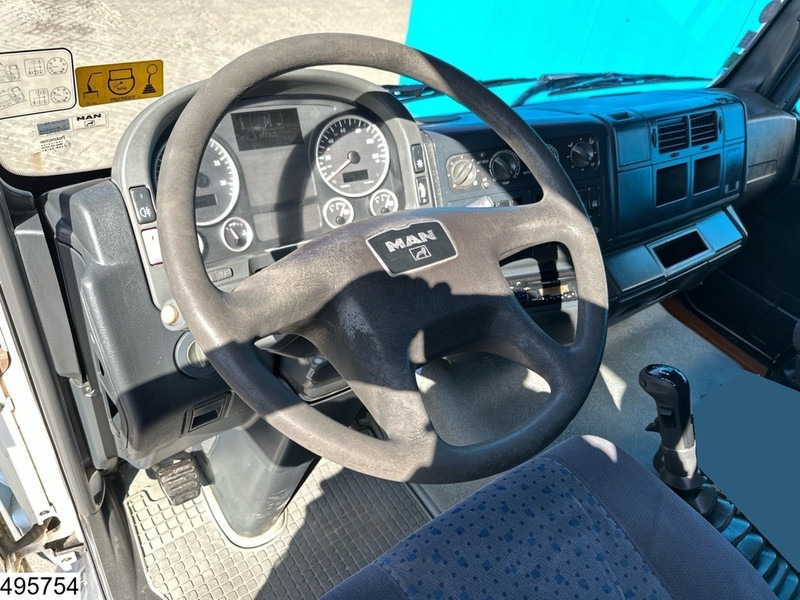 MAN TGA 26 360 6X4, Manual, Steel suspension - Camião de caixa aberta/ Plataforma: foto 5 MAN TGA 26 360 6X4, Manual, Steel suspension - Camião de caixa aberta/ Plataforma: foto 5