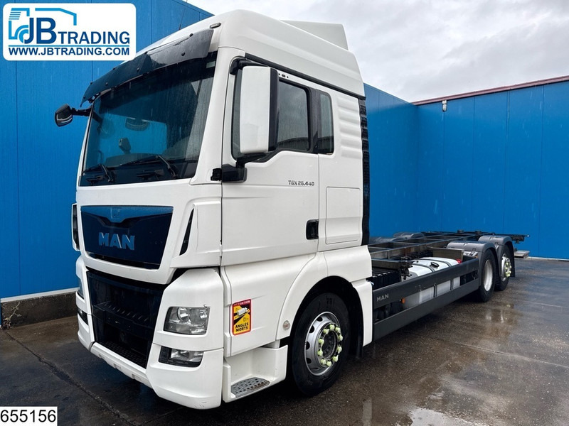 MAN TGX 26 440 6X2, EURO 6, Dhollandia, BDF - Caminhão transportador de contêineres/ Caixa móvel: foto 1 MAN TGX 26 440 6X2, EURO 6, Dhollandia, BDF - Caminhão transportador de contêineres/ Caixa móvel: foto 1