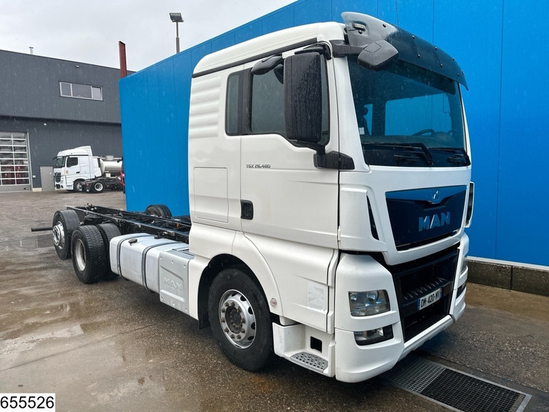 MAN TGX 26 480 EURO 6, Retarder, PTO - Caminhão chassi: foto 3 MAN TGX 26 480 EURO 6, Retarder, PTO - Caminhão chassi: foto 3