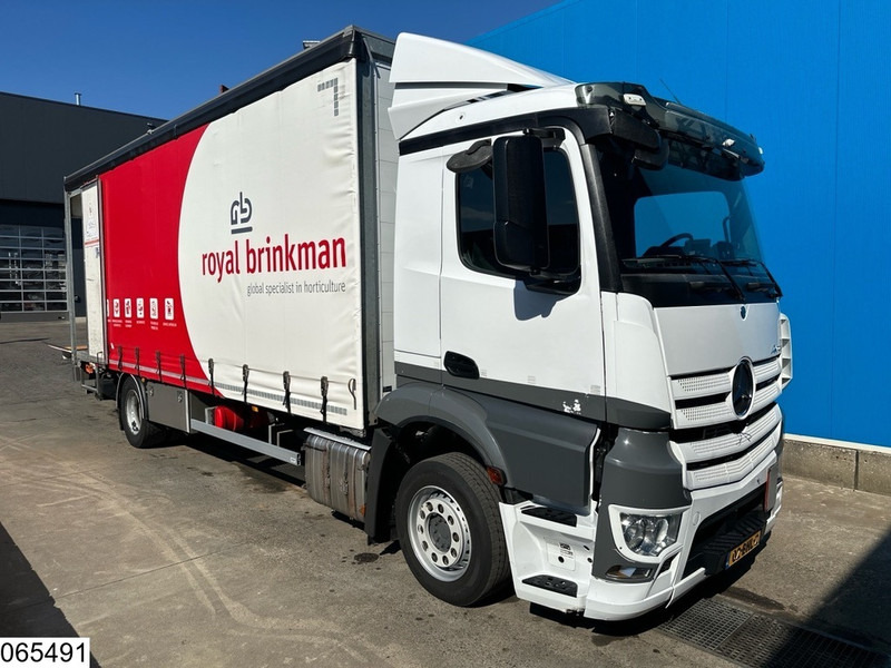 Mercedes-Benz Antos 1833 EURO 6, Dhollandia - Caminhão com lona: foto 3 Mercedes-Benz Antos 1833 EURO 6, Dhollandia - Caminhão com lona: foto 3