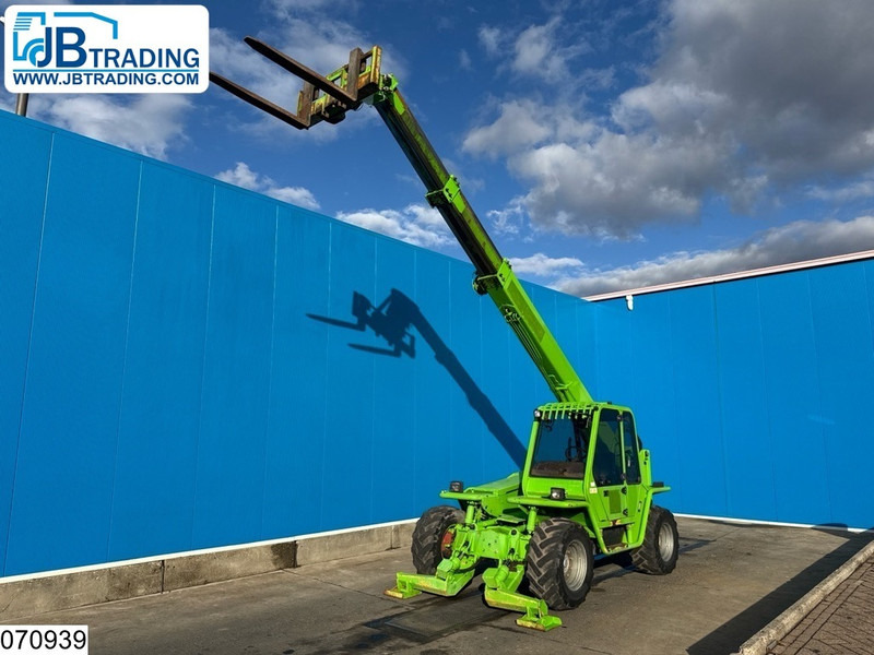 Merlo P35-13 - Empilhador telescópico: foto 1 Merlo P35-13 - Empilhador telescópico: foto 1