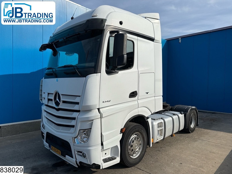 Mercedes-Benz Actros 1842 EURO 6 - Tractor: foto 1 Mercedes-Benz Actros 1842 EURO 6 - Tractor: foto 1