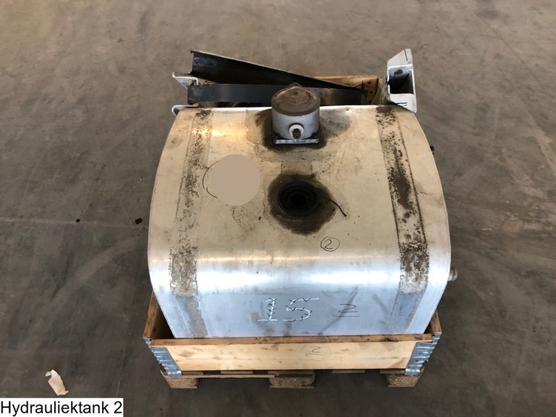Universeel Hydraulic tank, 210 Liter - Tanque hidráulico: foto 4 Universeel Hydraulic tank, 210 Liter - Tanque hidráulico: foto 4