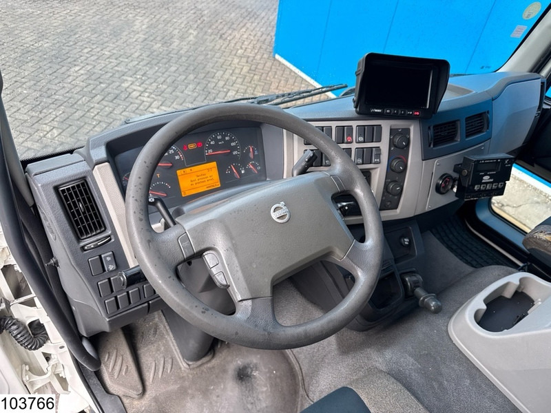 Volvo FL 250 EURO 6, Dhollandia, Carrier, 3 Compartments - Caminhão frigorífico: foto 5 Volvo FL 250 EURO 6, Dhollandia, Carrier, 3 Compartments - Caminhão frigorífico: foto 5
