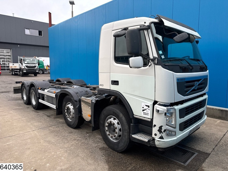 Volvo FM 410 8x4, EURO 5, PTO - Caminhão chassi: foto 3 Volvo FM 410 8x4, EURO 5, PTO - Caminhão chassi: foto 3