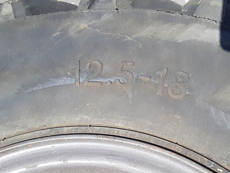 Ahlmann AS50-Solideal 12.5-18-Dunlop 12.5R18-Tire/Reifen - Jantes e pneus de Máquina de construção: foto 5 Ahlmann AS50-Solideal 12.5-18-Dunlop 12.5R18-Tire/Reifen - Jantes e pneus de Máquina de construção: foto 5