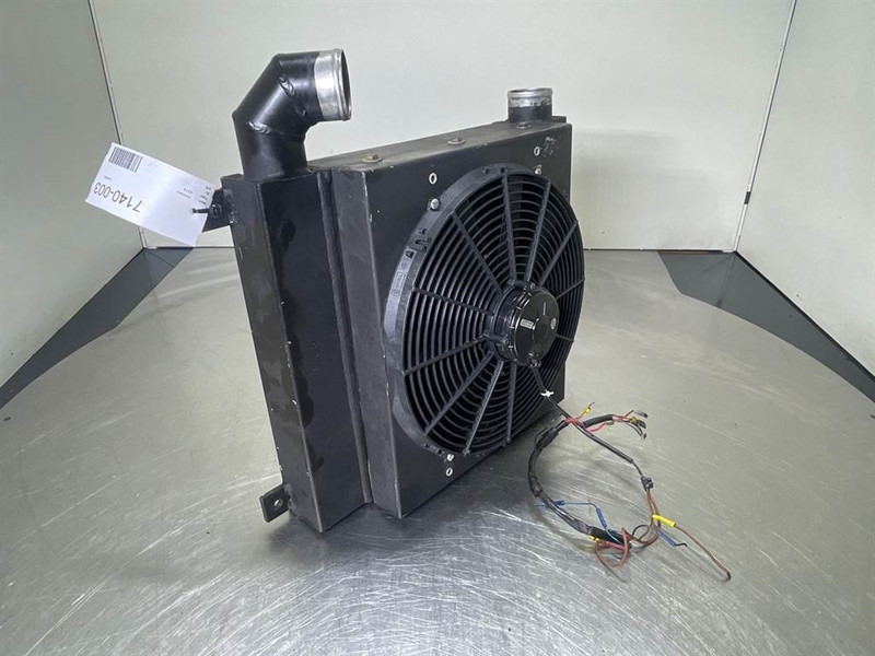 Ahlmann AZ14-4108508A/4181460A-Cooler/Kühler/Koeler - Motor de Máquina de construção: foto 2 Ahlmann AZ14-4108508A/4181460A-Cooler/Kühler/Koeler - Motor de Máquina de construção: foto 2