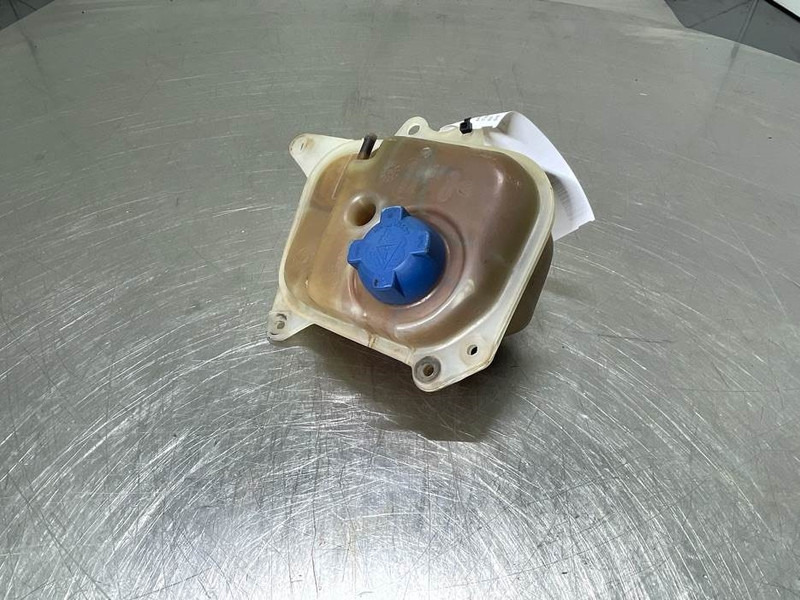 Ahlmann AZ14-4109530A/4109531A-Expansion tank/Behälter - Motor de Máquina de construção: foto 4 Ahlmann AZ14-4109530A/4109531A-Expansion tank/Behälter - Motor de Máquina de construção: foto 4