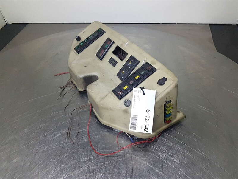 Ahlmann AZ14 - Dashboard/Console/Konsole - Cabine e interior de Máquina de construção: foto 2 Ahlmann AZ14 - Dashboard/Console/Konsole - Cabine e interior de Máquina de construção: foto 2