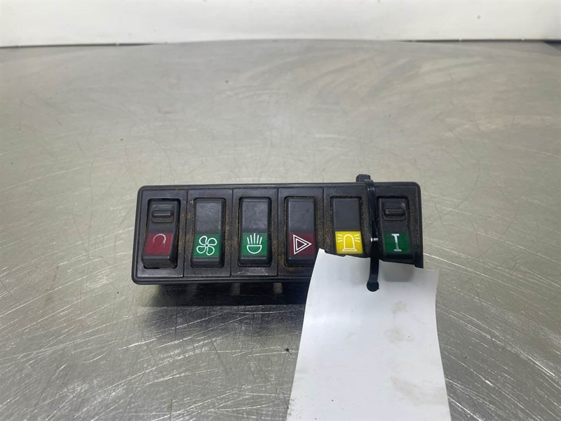 Ahlmann AZ6 - Switch/Schalter/Schakelaars - Sistema elétrico de Máquina de construção: foto 1 Ahlmann AZ6 - Switch/Schalter/Schakelaars - Sistema elétrico de Máquina de construção: foto 1