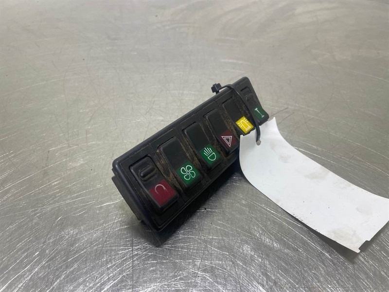 Ahlmann AZ6 - Switch/Schalter/Schakelaars - Sistema elétrico de Máquina de construção: foto 2 Ahlmann AZ6 - Switch/Schalter/Schakelaars - Sistema elétrico de Máquina de construção: foto 2