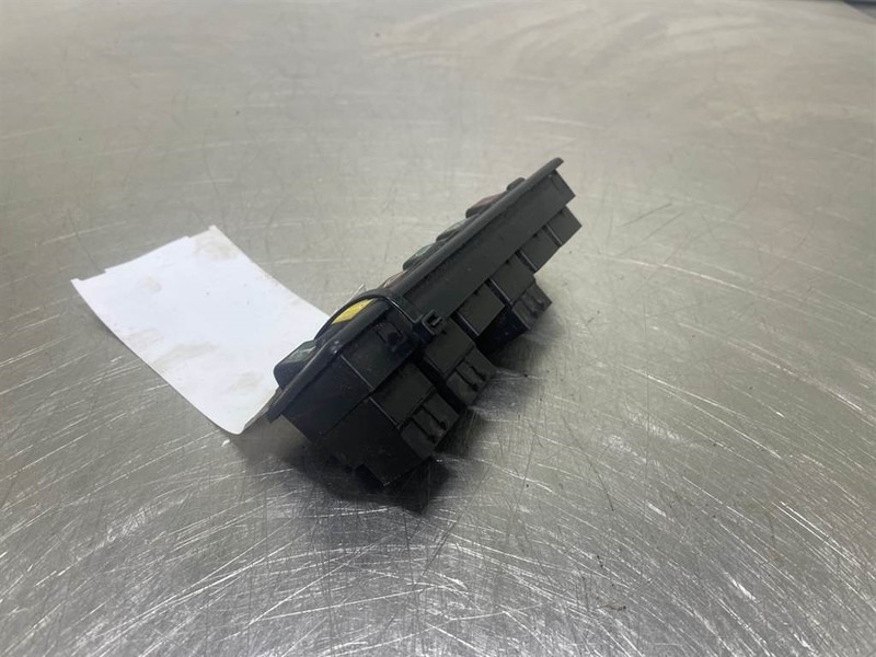 Ahlmann AZ6 - Switch/Schalter/Schakelaars - Sistema elétrico de Máquina de construção: foto 3 Ahlmann AZ6 - Switch/Schalter/Schakelaars - Sistema elétrico de Máquina de construção: foto 3