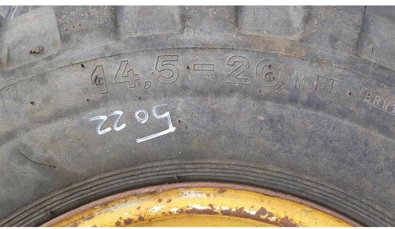 Berliner 14.5-20 MPT - Tyre/Reifen/Band - Jantes e pneus de Máquina de construção: foto 3 Berliner 14.5-20 MPT - Tyre/Reifen/Band - Jantes e pneus de Máquina de construção: foto 3