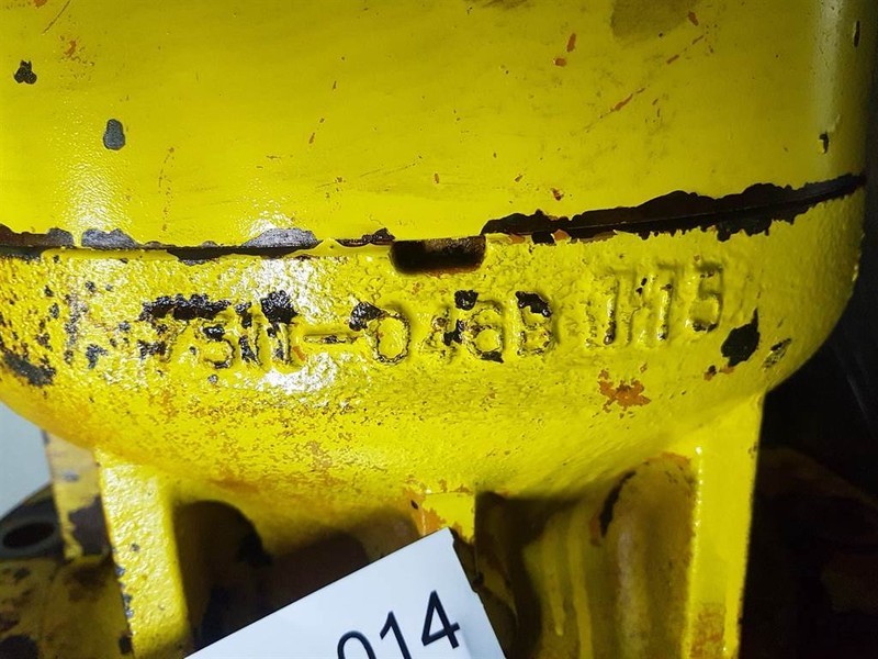 Case -Komatsu 7511-046B-Swing motor/Schwenk-/Zwenkmotor - Hidráulica de Máquina de construção: foto 5 Case -Komatsu 7511-046B-Swing motor/Schwenk-/Zwenkmotor - Hidráulica de Máquina de construção: foto 5