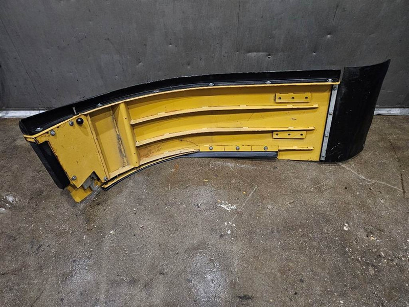 Cat - Rear mud guard/Kotfluegel/Spatbord - Estrutura/ Châssis de Máquina de construção: foto 5 Cat - Rear mud guard/Kotfluegel/Spatbord - Estrutura/ Châssis de Máquina de construção: foto 5