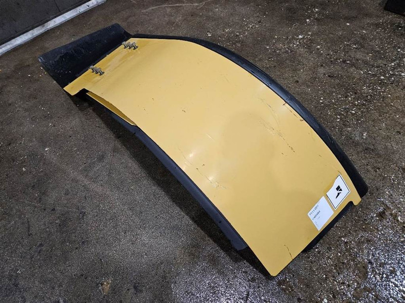 Cat - Rear mud guard/Kotfluegel/Spatbord - Estrutura/ Châssis de Máquina de construção: foto 3 Cat - Rear mud guard/Kotfluegel/Spatbord - Estrutura/ Châssis de Máquina de construção: foto 3