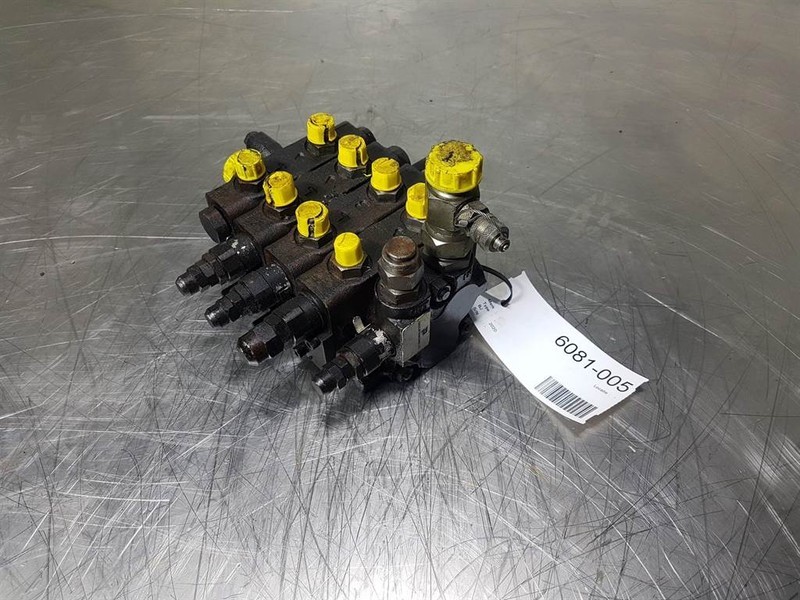 Husco 5000-C868 D - JCB - Valve/Ventile/Ventiel - Hidráulica: foto 1 Husco 5000-C868 D - JCB - Valve/Ventile/Ventiel - Hidráulica: foto 1