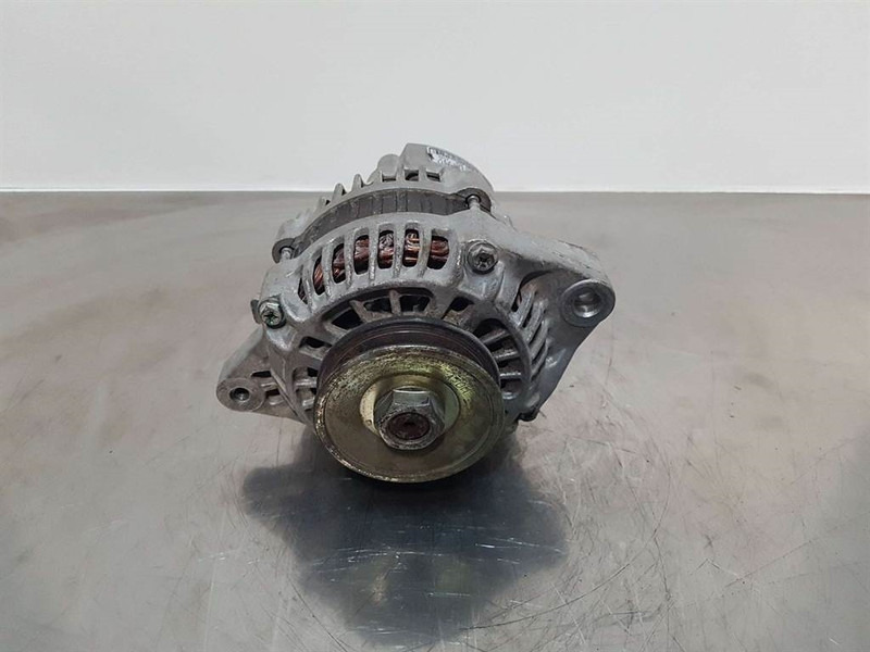 Kubota 12V 60A-A1TA1777-Alternator/Lichtmaschine/Dynamo - Motor de Máquina de construção: foto 2 Kubota 12V 60A-A1TA1777-Alternator/Lichtmaschine/Dynamo - Motor de Máquina de construção: foto 2