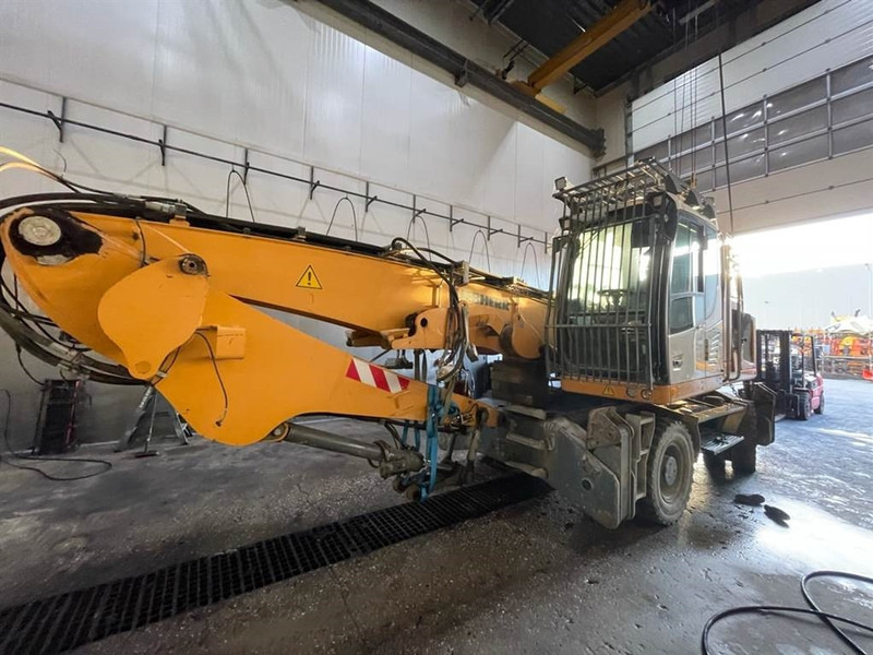 Liebherr LH 22 M - (For parts) - Escavadeira de rodas: foto 4 Liebherr LH 22 M - (For parts) - Escavadeira de rodas: foto 4