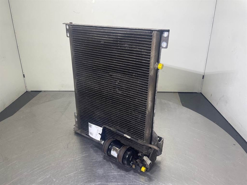 Liebherr LH24M-10813515-Airco condenser/Klimakondensator/ - Estrutura/ Châssis de Máquina de construção: foto 1 Liebherr LH24M-10813515-Airco condenser/Klimakondensator/ - Estrutura/ Châssis de Máquina de construção: foto 1