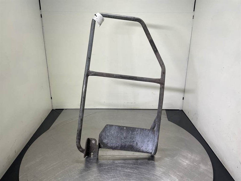 Liebherr LH24M-94052416-Handle/Handgriff/Steun - Estrutura/ Châssis de Máquina de construção: foto 2 Liebherr LH24M-94052416-Handle/Handgriff/Steun - Estrutura/ Châssis de Máquina de construção: foto 2