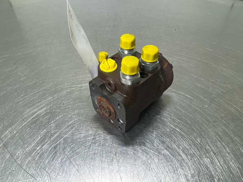 MAGNI RTH5.30-Danfoss OSPF200LS-Steering unit/Orbitrol - Hidráulica de Máquina de construção: foto 1 MAGNI RTH5.30-Danfoss OSPF200LS-Steering unit/Orbitrol - Hidráulica de Máquina de construção: foto 1