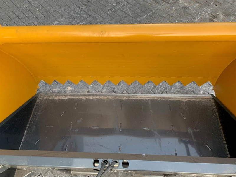 MAMMUT SB 195 M - Silage cutter/Silageschneider - Equipamento para silagem: foto 5 MAMMUT SB 195 M - Silage cutter/Silageschneider - Equipamento para silagem: foto 5