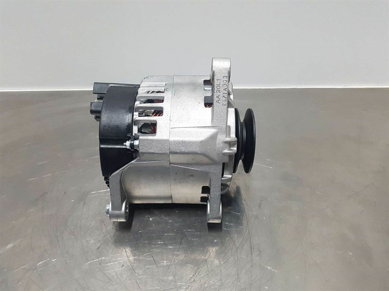 Manitou 12V 80A - Alternator/Lichtmaschine/Dynamo - Motor de Máquina de construção: foto 2 Manitou 12V 80A - Alternator/Lichtmaschine/Dynamo - Motor de Máquina de construção: foto 2