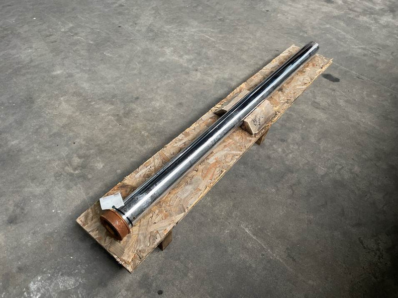 Manitou M/MXC-563481-Cylinder rods/Zylinderstangen - Hidráulica de Máquina de construção: foto 2 Manitou M/MXC-563481-Cylinder rods/Zylinderstangen - Hidráulica de Máquina de construção: foto 2