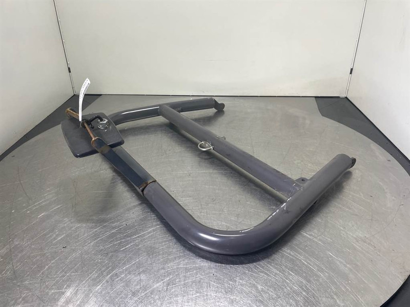 Mecalac 12MTX-Ahlmann 3833838-Hood protection - Estrutura/ Châssis de Máquina de construção: foto 2 Mecalac 12MTX-Ahlmann 3833838-Hood protection - Estrutura/ Châssis de Máquina de construção: foto 2