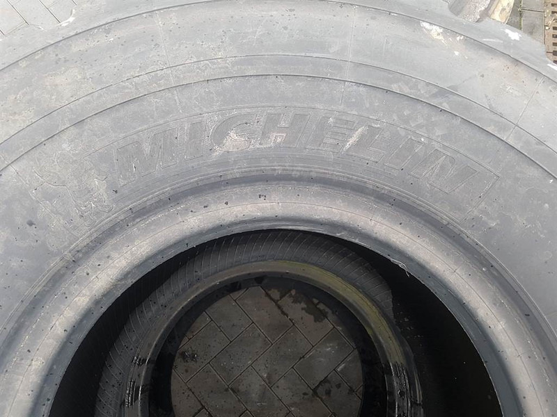 Michelin 600/65R25 - Tyre/Reifen/Band - Jantes e pneus de Máquina de construção: foto 3 Michelin 600/65R25 - Tyre/Reifen/Band - Jantes e pneus de Máquina de construção: foto 3
