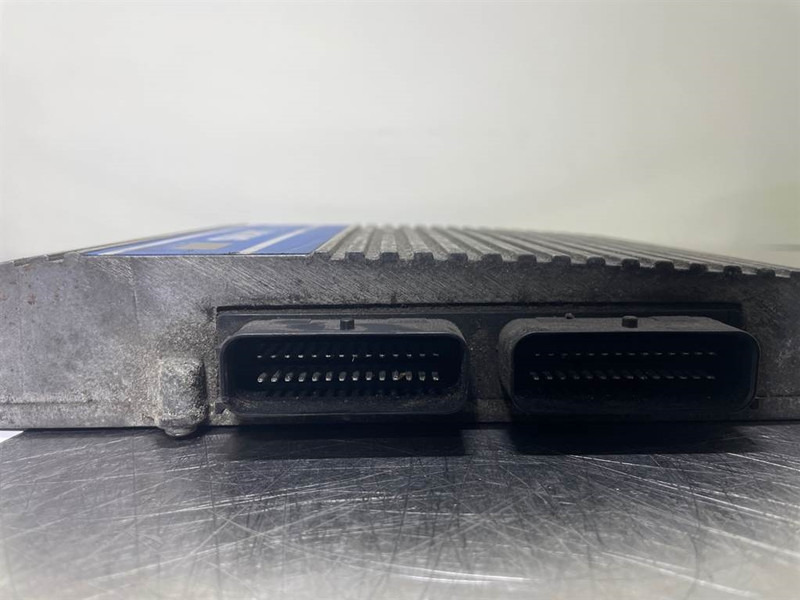 Poclain Smart Drive - ECU/Control box/Steuermodul - Sistema elétrico de Máquina de construção: foto 3 Poclain Smart Drive - ECU/Control box/Steuermodul - Sistema elétrico de Máquina de construção: foto 3