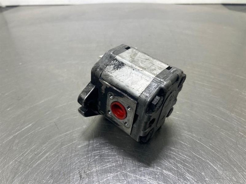 Sauer Danfoss SNP2NN/8,0RNAGSA-Gearpump/Zahnradpumpe - Hidráulica de Máquina de construção: foto 5 Sauer Danfoss SNP2NN/8,0RNAGSA-Gearpump/Zahnradpumpe - Hidráulica de Máquina de construção: foto 5