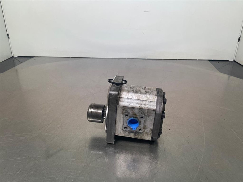 Sauer Danfoss SNP3NN/044RN06-111.25.220.0A-Gearpump/Tandwielpomp - Hidráulica de Máquina de construção: foto 1 Sauer Danfoss SNP3NN/044RN06-111.25.220.0A-Gearpump/Tandwielpomp - Hidráulica de Máquina de construção: foto 1