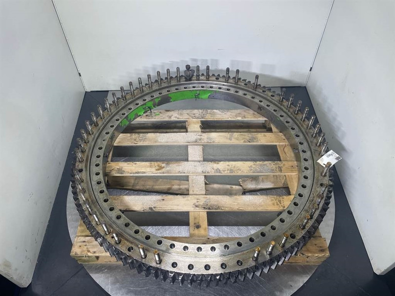 Sennebogen 835E-127775-Slewing ring/Drehkranz/Draaikrans - Estrutura/ Châssis de Máquina de construção: foto 2 Sennebogen 835E-127775-Slewing ring/Drehkranz/Draaikrans - Estrutura/ Châssis de Máquina de construção: foto 2