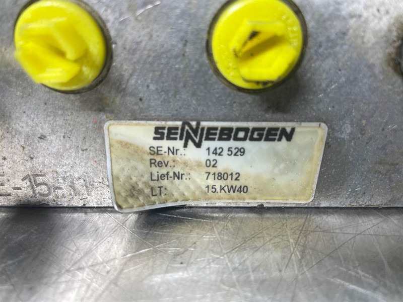 Sennebogen 835E-142529-Valve/Ventile/Ventiel - Hidráulica de Máquina de construção: foto 4 Sennebogen 835E-142529-Valve/Ventile/Ventiel - Hidráulica de Máquina de construção: foto 4