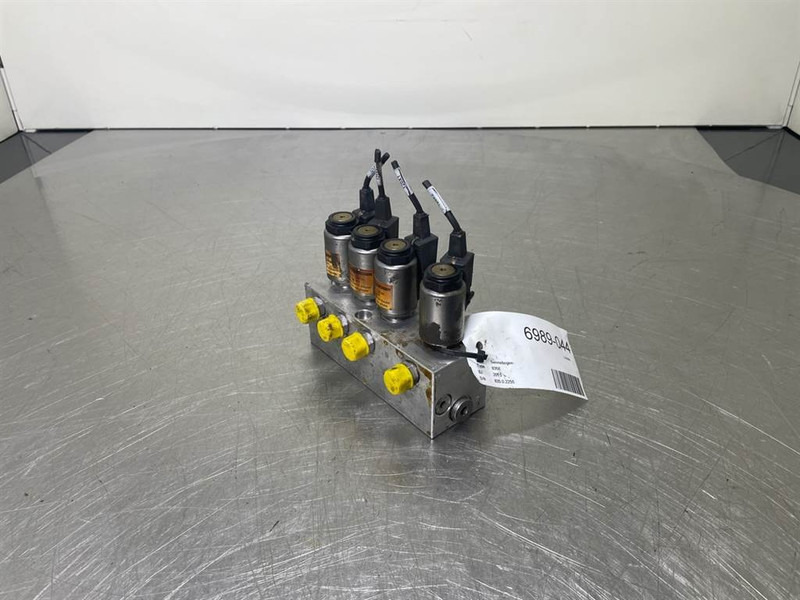 Sennebogen 835E-142529-Valve/Ventile/Ventiel - Hidráulica de Máquina de construção: foto 3 Sennebogen 835E-142529-Valve/Ventile/Ventiel - Hidráulica de Máquina de construção: foto 3