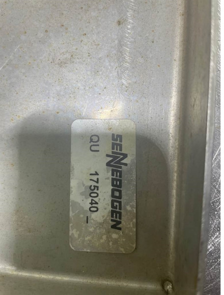 Sennebogen 835E-175040-Hood/Haube/Kap - Estrutura/ Châssis de Máquina de construção: foto 5 Sennebogen 835E-175040-Hood/Haube/Kap - Estrutura/ Châssis de Máquina de construção: foto 5