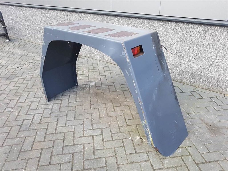 Terex TL210-0457006031-Mud guard/Kotfluegel/Spatbord - Estrutura/ Châssis de Máquina de construção: foto 3 Terex TL210-0457006031-Mud guard/Kotfluegel/Spatbord - Estrutura/ Châssis de Máquina de construção: foto 3