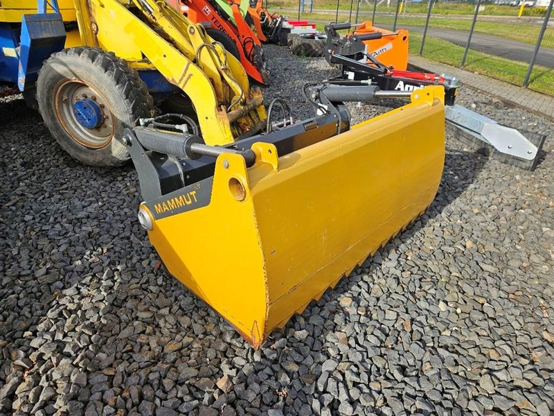 Terex/Yanmar TL/V-Mammut SB195M-Silage cutter/Sila - Equipamento para silagem: foto 3 Terex/Yanmar TL/V-Mammut SB195M-Silage cutter/Sila - Equipamento para silagem: foto 3