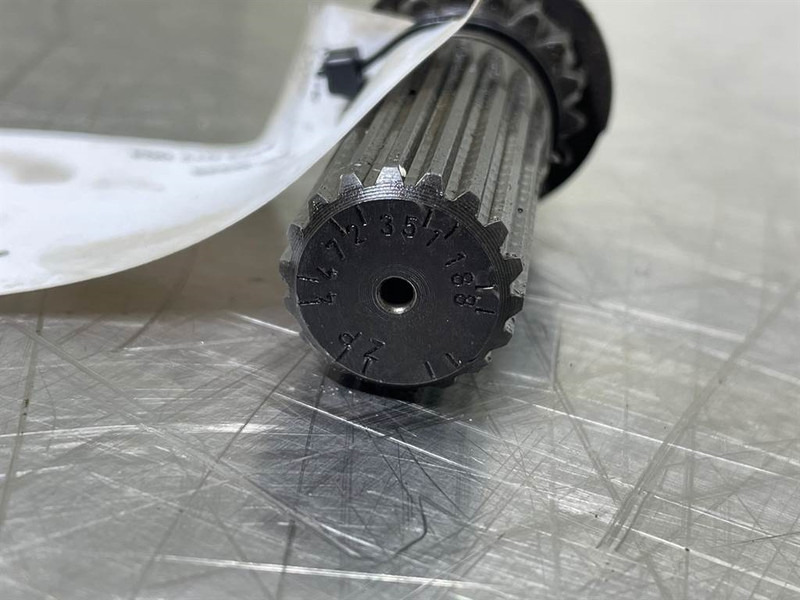ZF AP-B325-4472351188-Sun gear shaft/Sonnenradwelle - Eixo e peças de Máquina de construção: foto 3 ZF AP-B325-4472351188-Sun gear shaft/Sonnenradwelle - Eixo e peças de Máquina de construção: foto 3