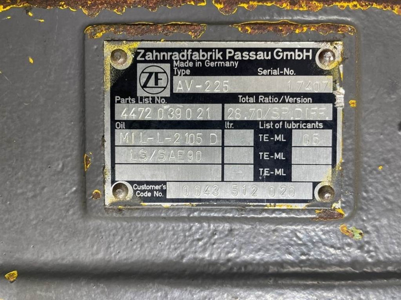 Zettelmeyer ZL502-ZF AV-225-4472339017-Axle housing - Eixo e peças de Máquina de construção: foto 5 Zettelmeyer ZL502-ZF AV-225-4472339017-Axle housing - Eixo e peças de Máquina de construção: foto 5