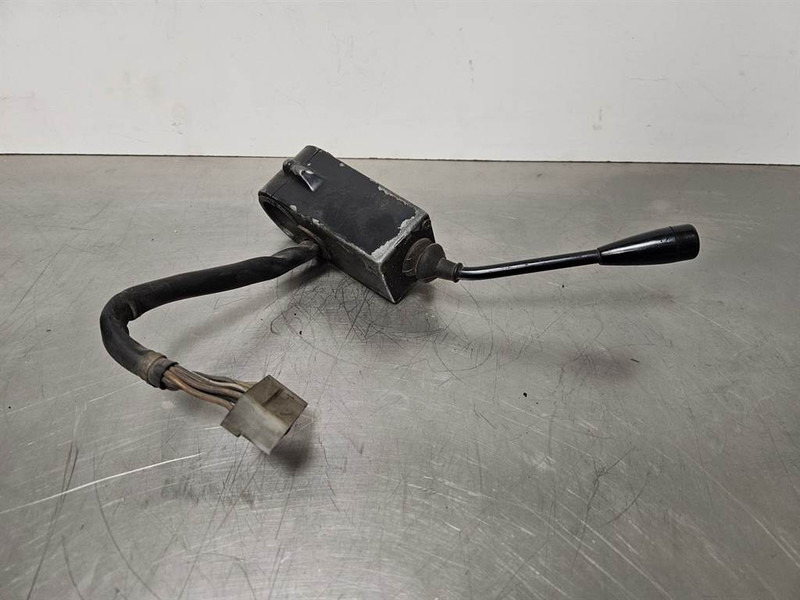 Zettelmeyer ZL601 - Steer col switch/Lenkstockschalter - Sistema elétrico de Máquina de construção: foto 3 Zettelmeyer ZL601 - Steer col switch/Lenkstockschalter - Sistema elétrico de Máquina de construção: foto 3