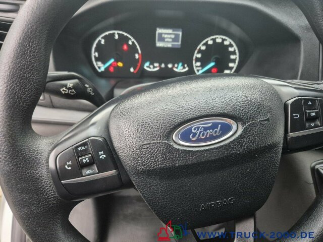 Ford Transit Custom 2.0 TDCi EURO 6 DAB Nur 95 TKM - Furgão compacto: foto 4 Ford Transit Custom 2.0 TDCi EURO 6 DAB Nur 95 TKM - Furgão compacto: foto 4