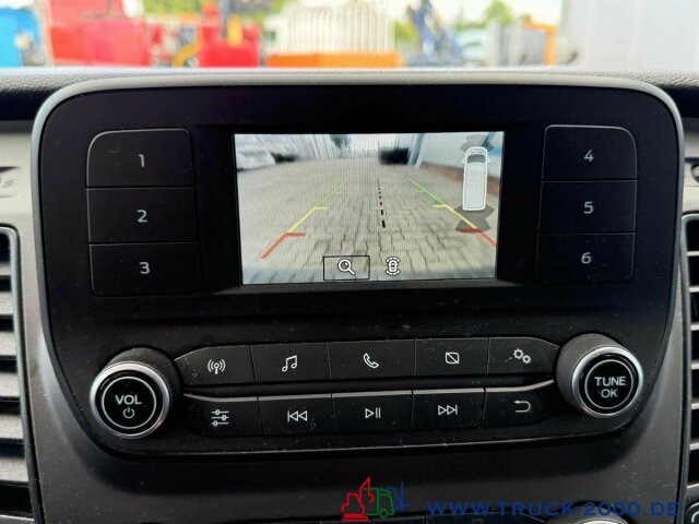 Ford Transit Custom Lang Trend 3Sitzer + Klima + DAB - Furgão compacto: foto 4 Ford Transit Custom Lang Trend 3Sitzer + Klima + DAB - Furgão compacto: foto 4