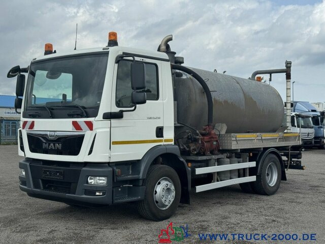 MAN TGM 15.250 Fäkalien- Saugwagen 8.000 Liter Klima - Caminhão limpa fossa: foto 3 MAN TGM 15.250 Fäkalien- Saugwagen 8.000 Liter Klima - Caminhão limpa fossa: foto 3